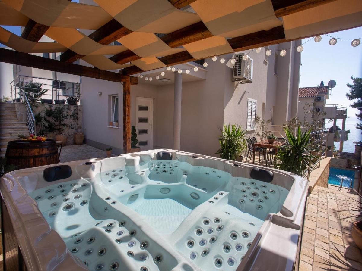 Apartments Aqua Trogir Exterior foto